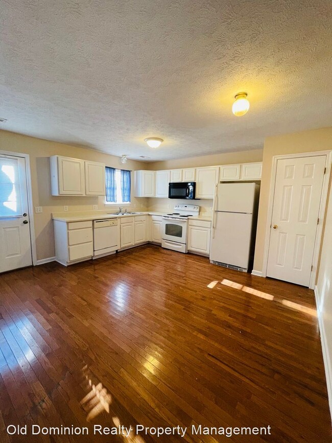 Building Photo - 3 br, 2.5 bath House - 1202 Wordsworth Court