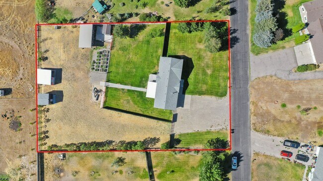 Foto del edificio - 5 Bed 3 Bath Home in Rigby