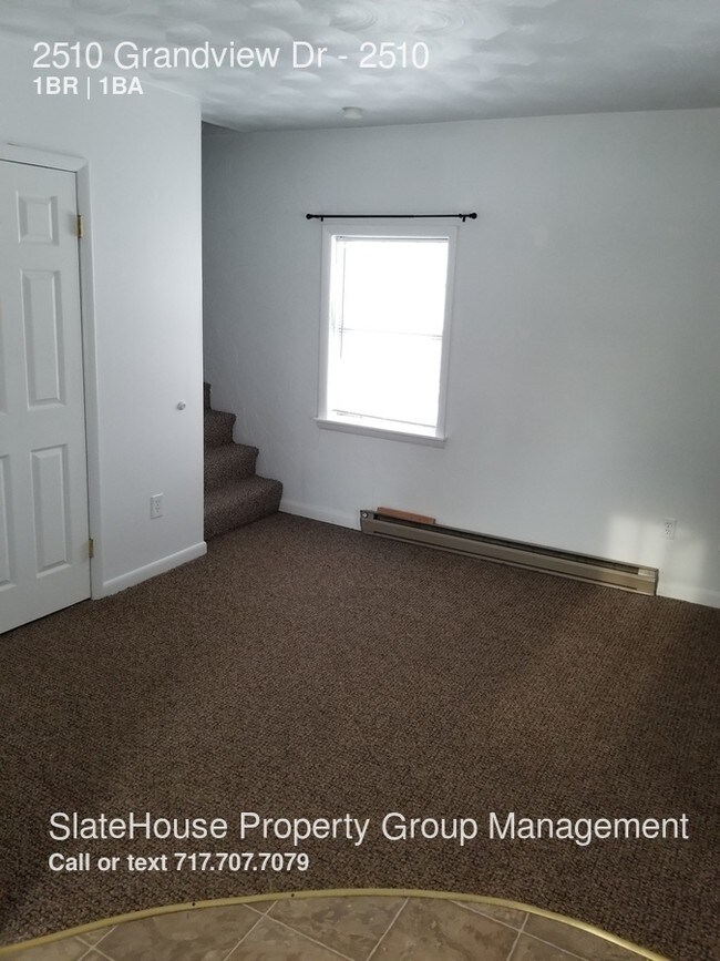 Building Photo - 2510 Grandview Dr