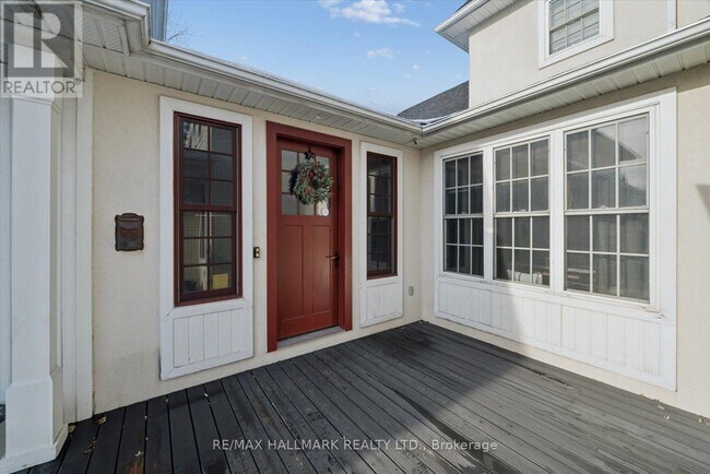 Building Photo - 312 Main St Unionville