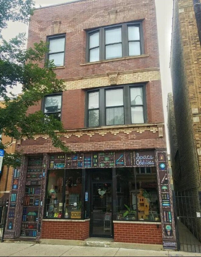 Foto del edificio - 1007 N California Ave