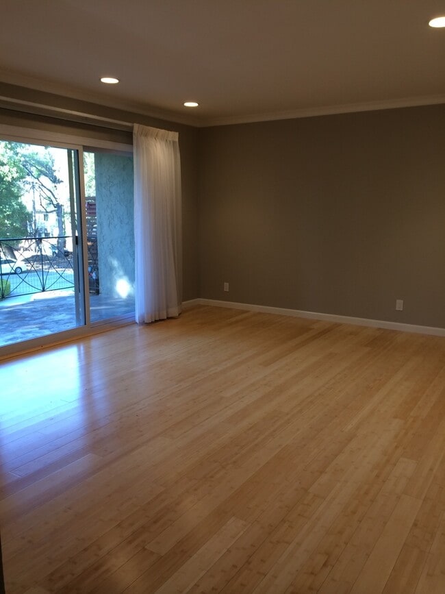 Foto del interior - Noel Oaks Apartments