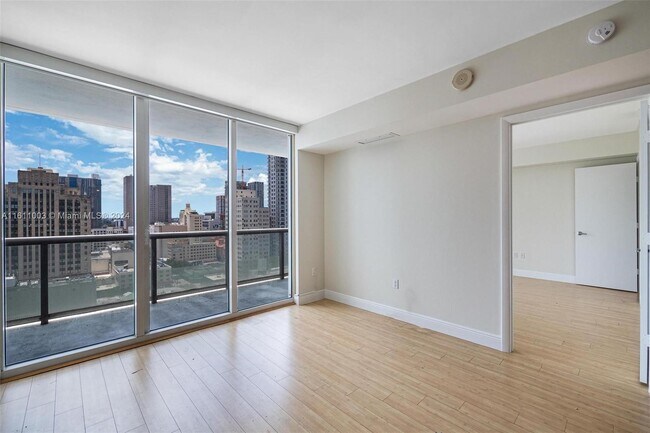 Building Photo - 50 Biscayne Blvd