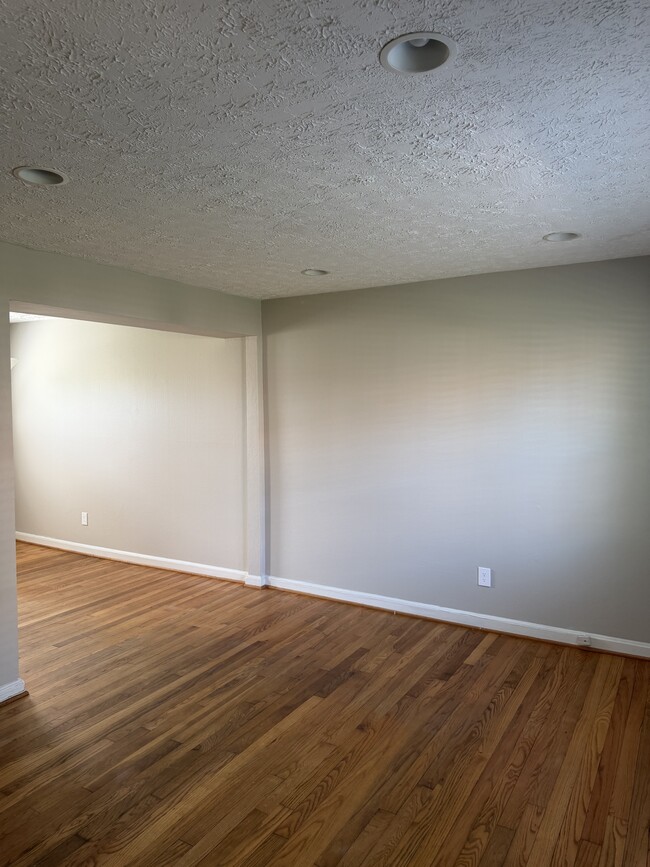 Foto del edificio - 3841 26th Ave