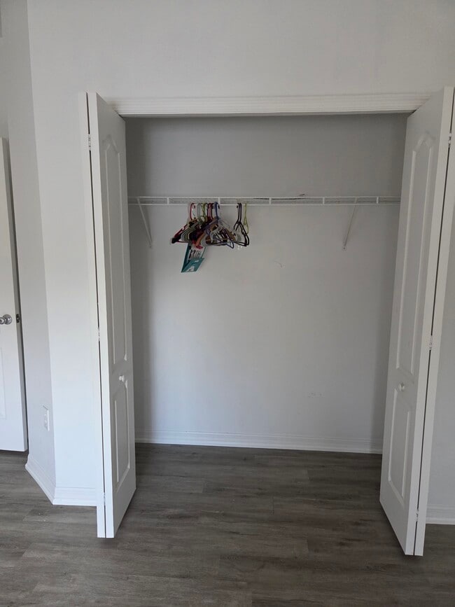 Building Photo - 1462 Daryl Dr