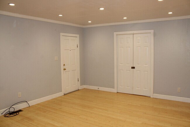 Building Photo - 1659 48th St