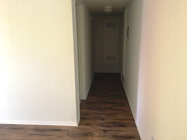 Building Photo - Village Apartments