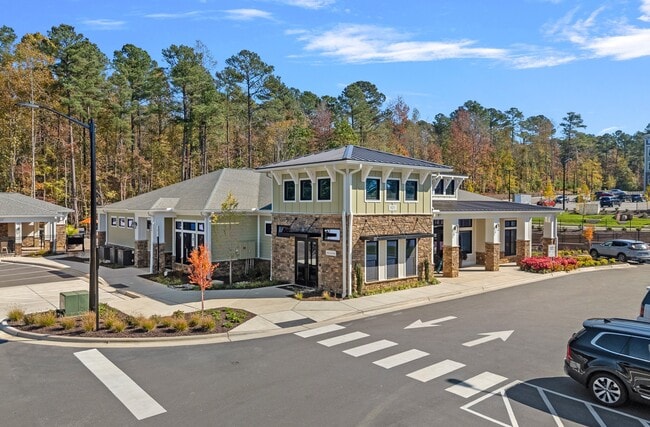 Building Photo - Hawthorne at Traditions