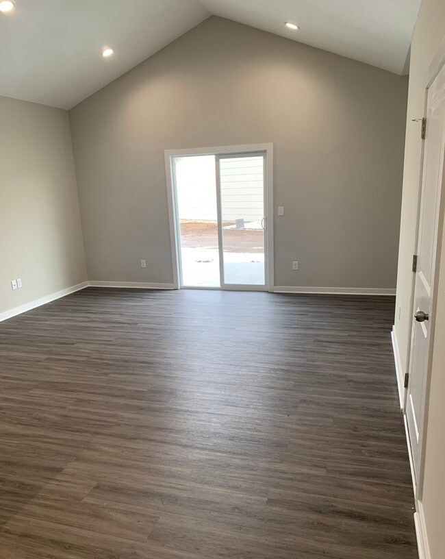 Building Photo - 3231 Cedar Downs Cir