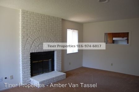Building Photo - 1101 Agatha Way