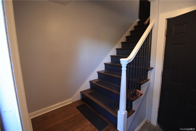 Foto del edificio - 103 Park Way