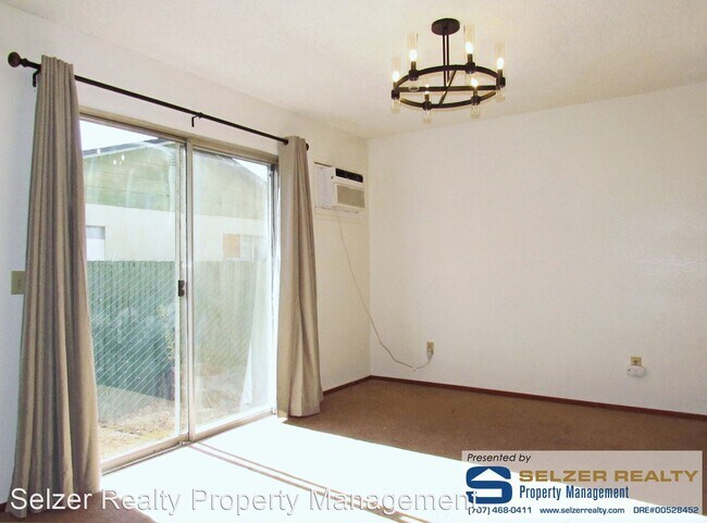 Building Photo - 2 br, 1 bath House - 785 El Rio St. #A