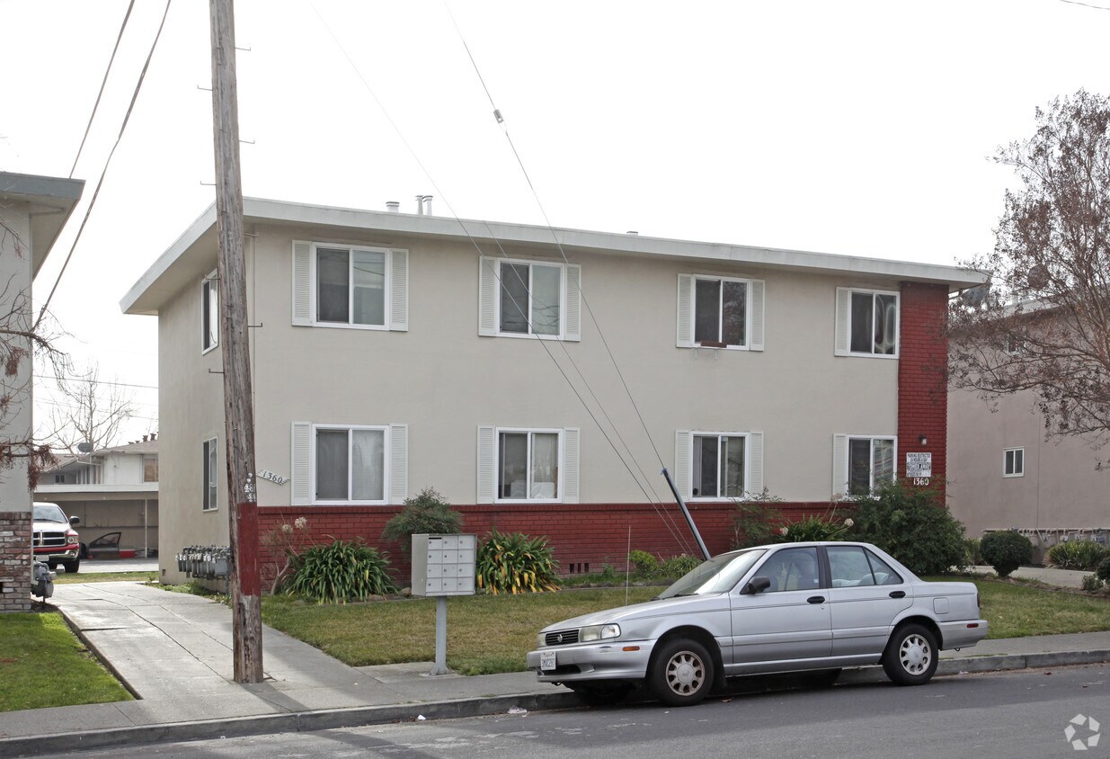 Building Photo - 1360 Warburton Ave