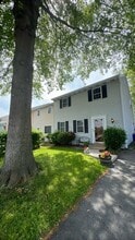 Building Photo - 420 Coreopsis Dr