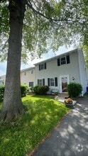 Building Photo - 420 Coreopsis Dr