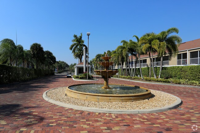 Entrada - The Luxe at Boca