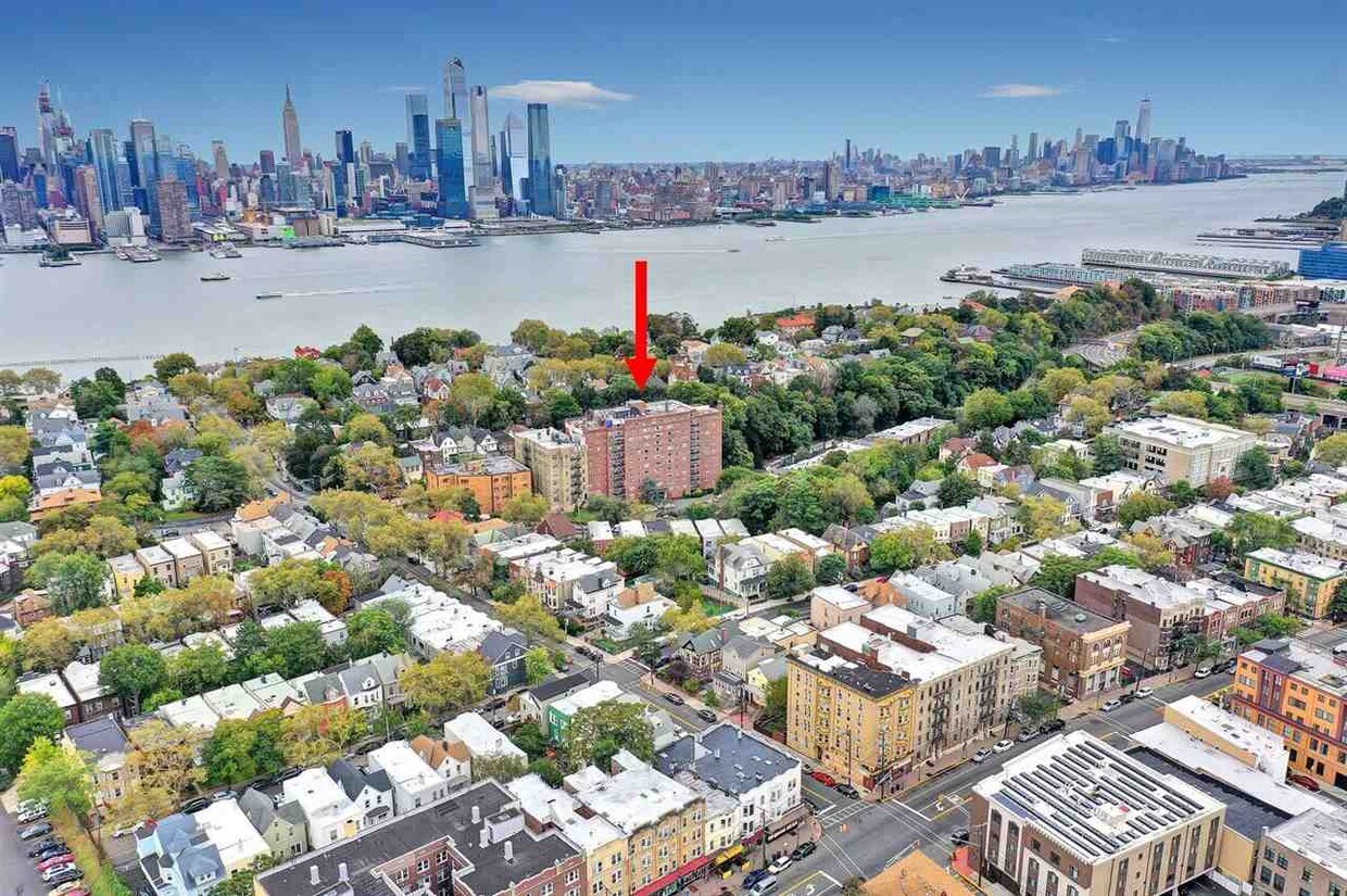Foto principal - 700 Boulevard E