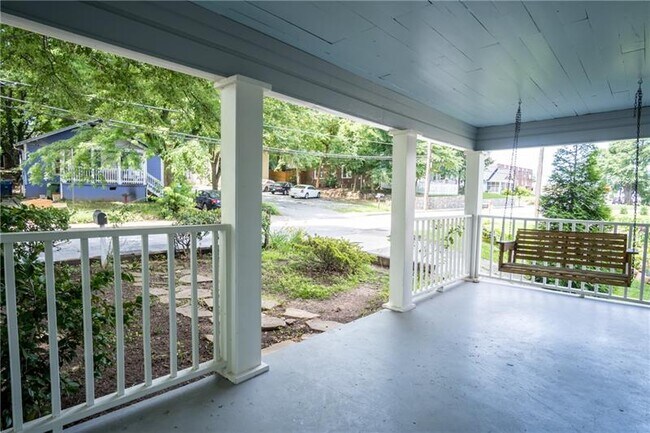 Foto del edificio - 785 Bellemeade Ave NW