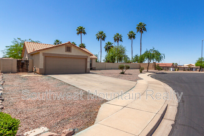 Foto del edificio - 8417 E Monte Cir