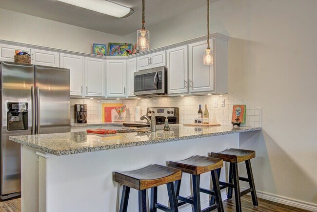 Foto del edificio - 1813 Eleventh Street-SI ID1023289P