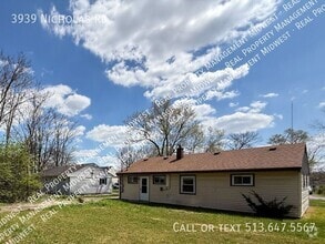 Building Photo - 3939 Nicholas Rd