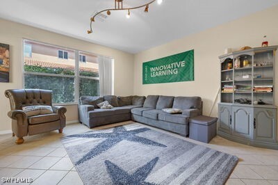 Foto del edificio - 17529 Laurel Grove Ct