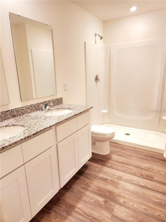 Foto del edificio - 1931 Golden Beak Dr