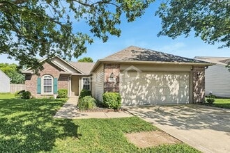 Building Photo - 13227 Summerwood Ln