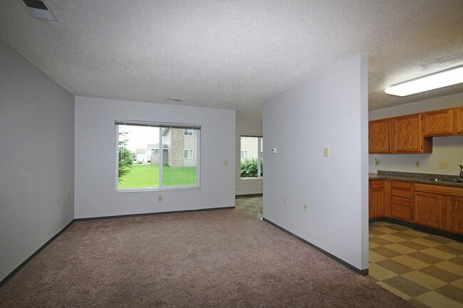 Foto del edificio - Roseau Court Townhomes
