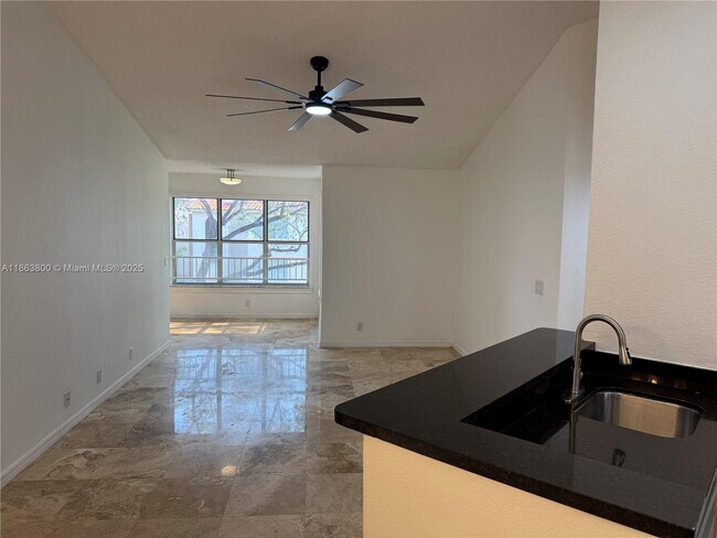 Building Photo - 3460 Pinewalk Dr N