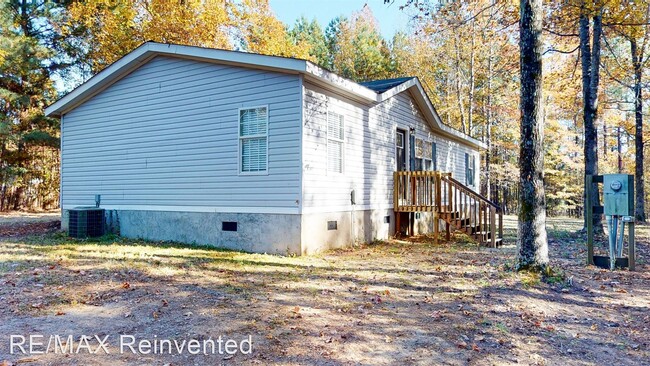 Foto del edificio - 4 br, 2 bath House - 221 Dogwood Lane
