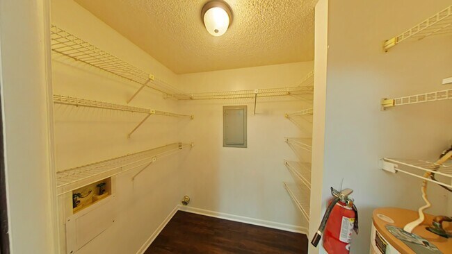 Foto del edificio - Woodland Bend Apartments