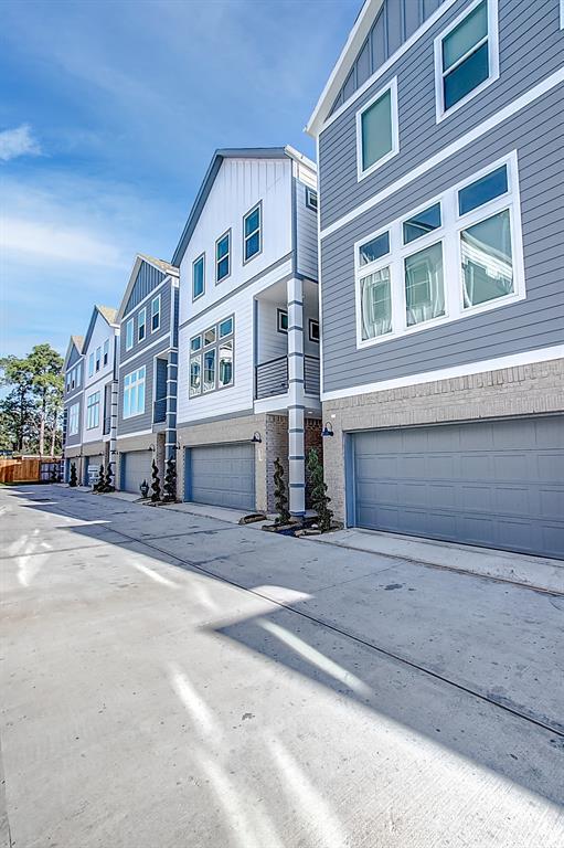 Building Photo - 622 Janisch Rd