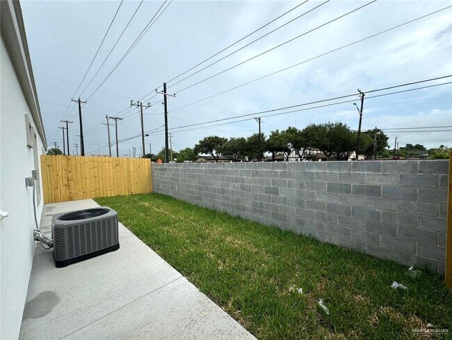 Foto del edificio - 7803 N 58th Ln