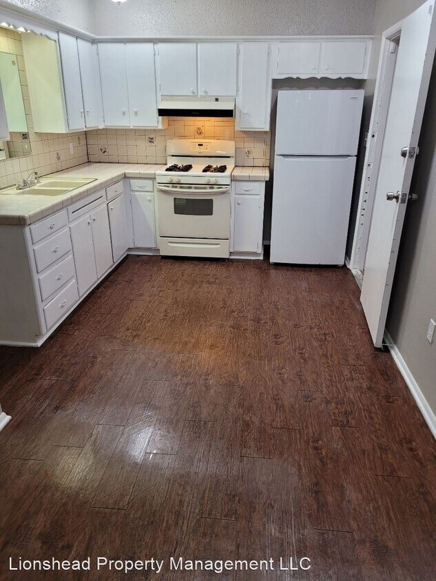 Foto principal - 5 br, 1.5 bath House - 2713 Nottingham Way
