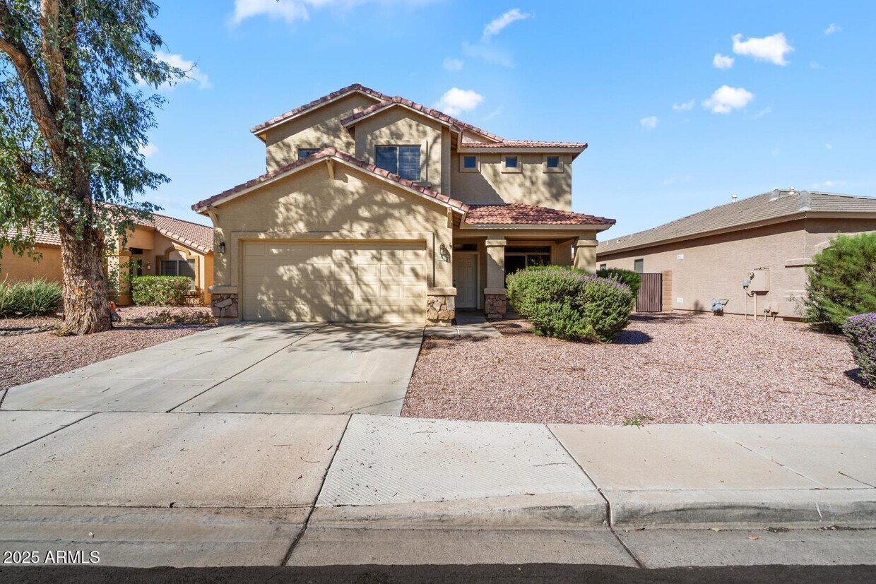Foto principal - 13130 W Gelding Cir