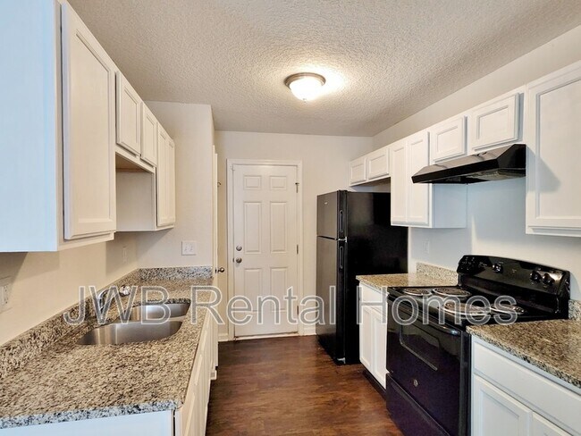 Foto del edificio - 471 W 59th St