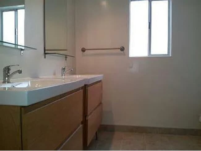 Photo - 221 N Juanita Ave Townhome