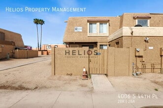 Building Photo - 4006 S 44th Pl