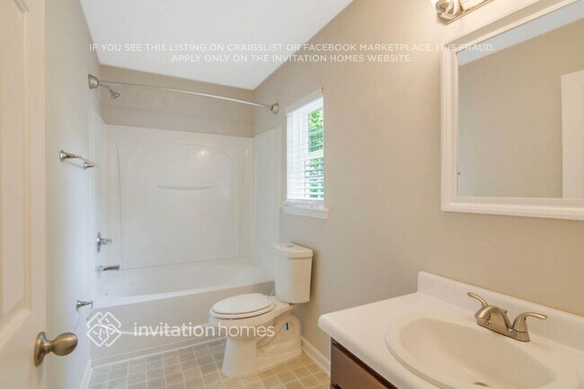 Building Photo - 5820 Kohler Ln