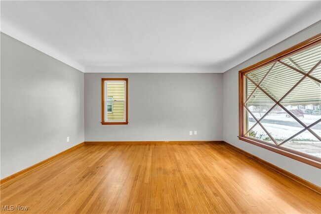 Foto del edificio - 13001 Eastwood Blvd