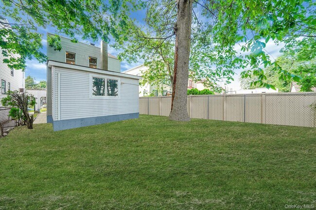 Foto del edificio - 138-41 230th Pl