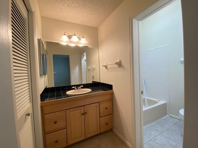 Foto del edificio - 2119 Spruce St