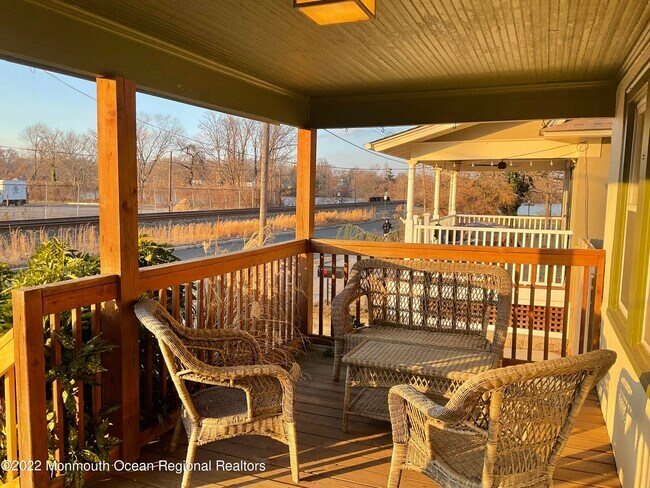 Foto del edificio - 1504 Steiner Pl