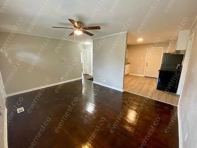 Foto del edificio - 63 Hill Ln