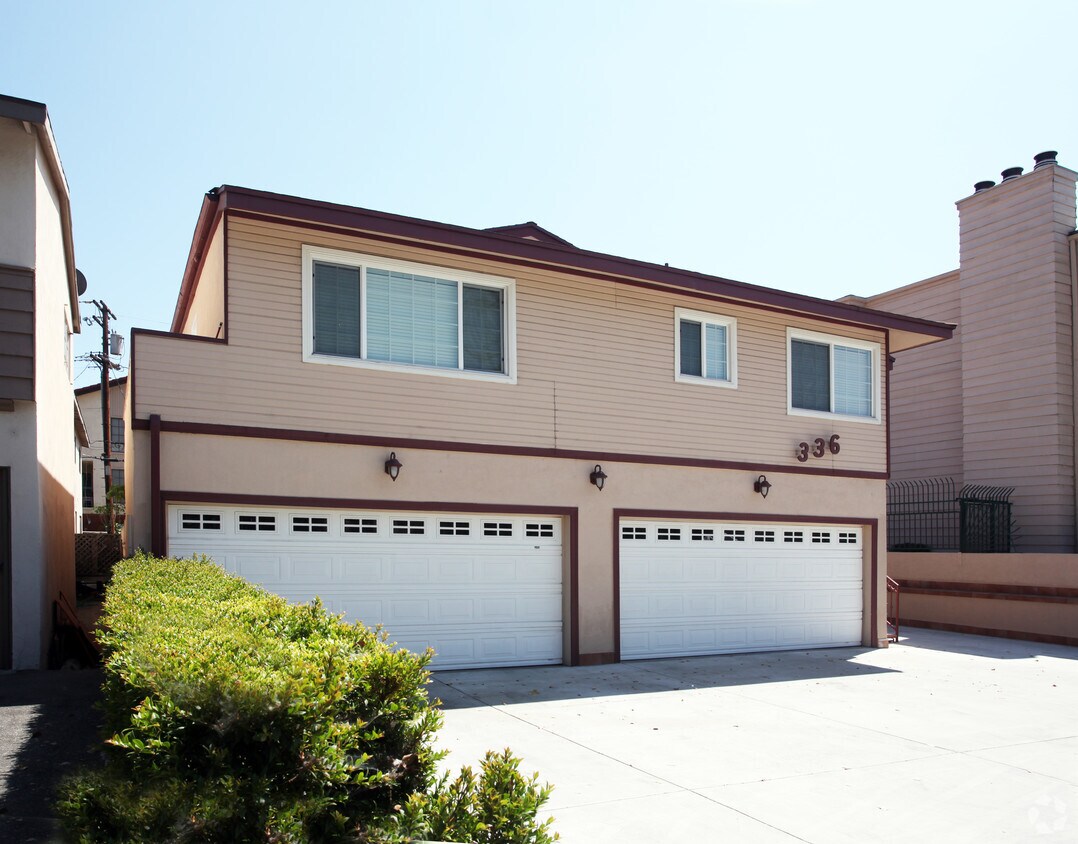 Building Photo - 336 W Loraine St