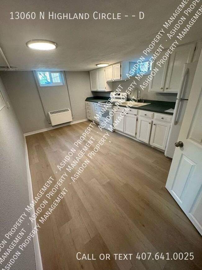 Building Photo - 13060 N Highland Cir