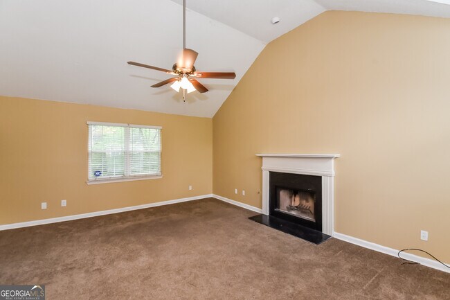 Foto del edificio - 388 Montgomery Pl