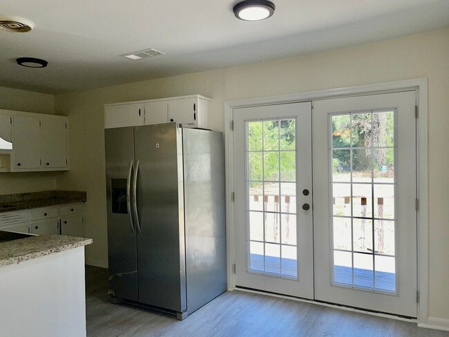 Foto del edificio - Remodeled 4 Bed/2 Bath Ranch Home!