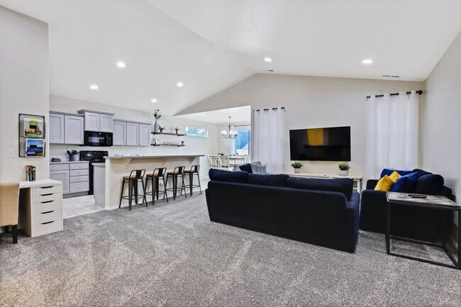 Foto del edificio - 2213 E Elm Grove Dr